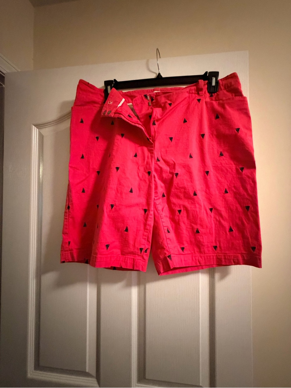 Talbots Hot Pink Sailboat-Print Bermuda Shorts